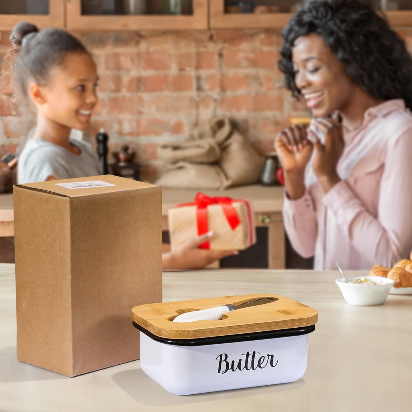 Butter Dish with Lid & Curler Knife – Stainless Steel Butter Keeper with Double Silicone Seal for Farmhouse Kitchen Decor