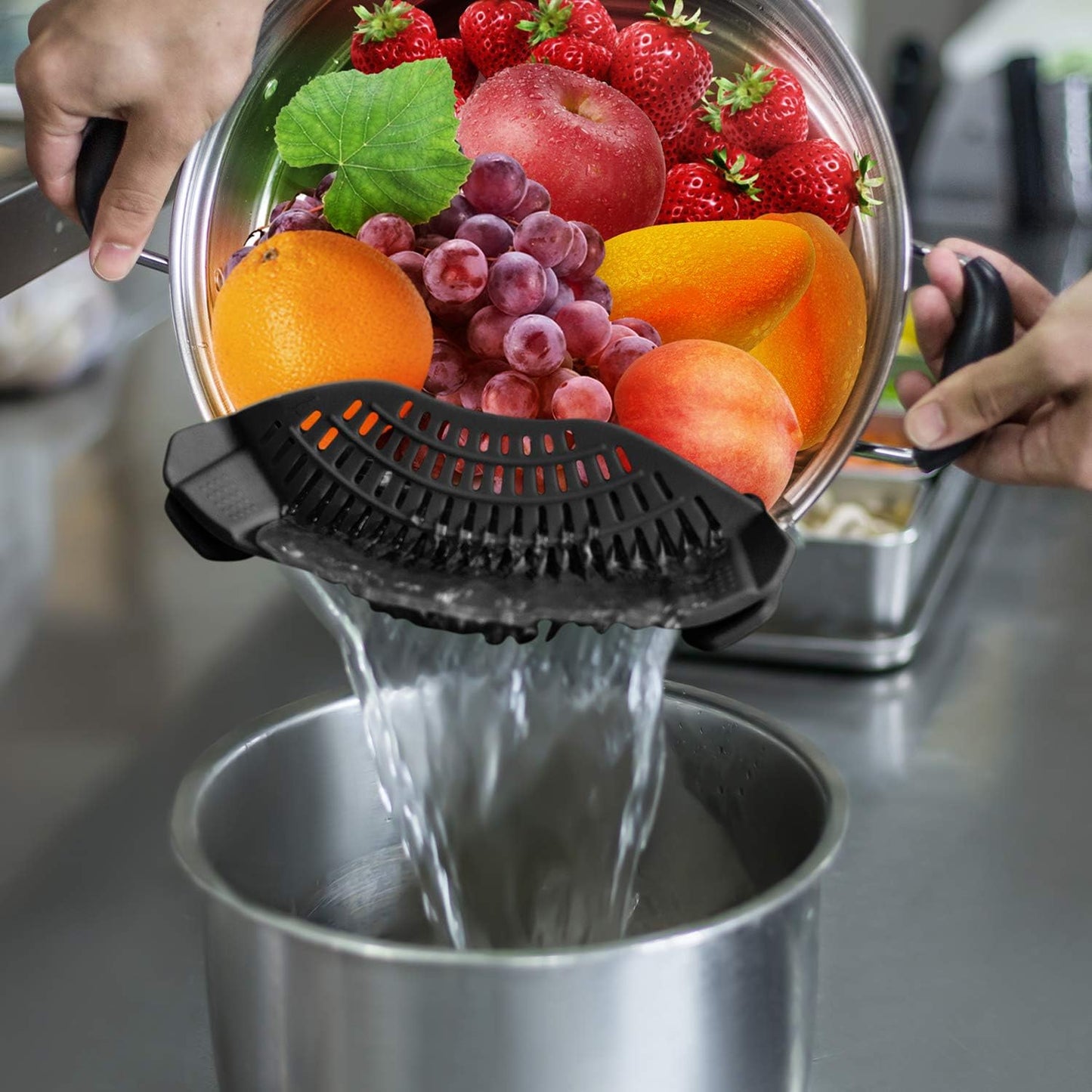 Universal Silicone Clip-On Strainer – Fits All Pots & Pans, Easy Pour Food Colander