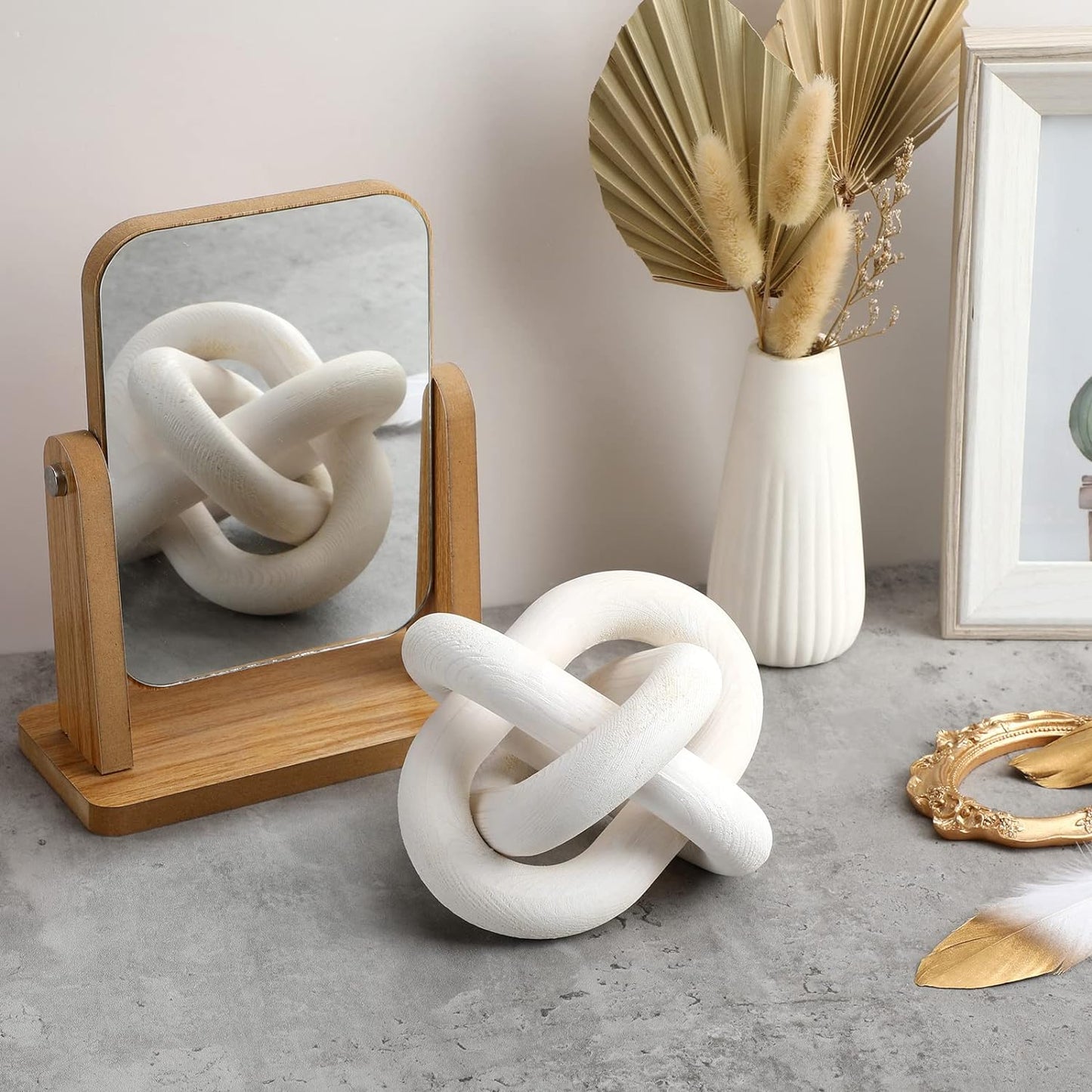 Hand-Carved White Wood Knot – 3-Link Boho Chain Decor for Coffee Table & Shelves